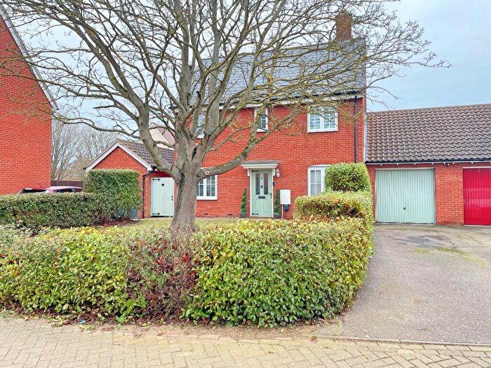 3 Bedroom Detached House For Sale In Foundation Way, Colchester, CO2