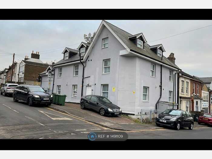 1 Bedroom Flat To Rent In Melville Road, Maidstone, ME15