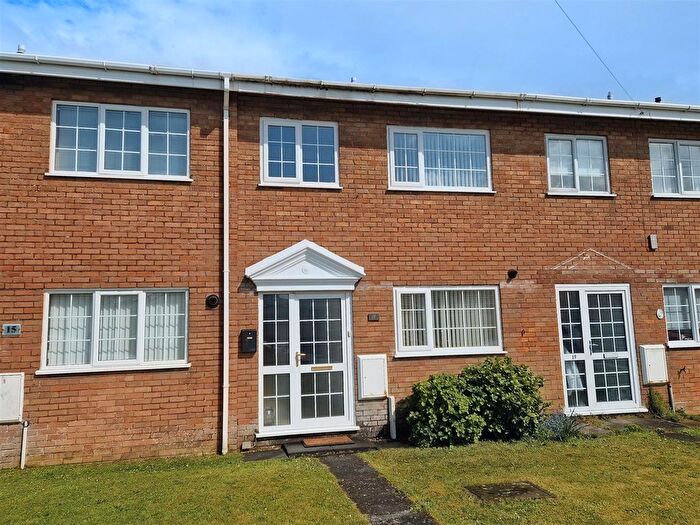 2 Bedroom Terraced House For Sale In Hazelwell Road, Porthcawl, CF36