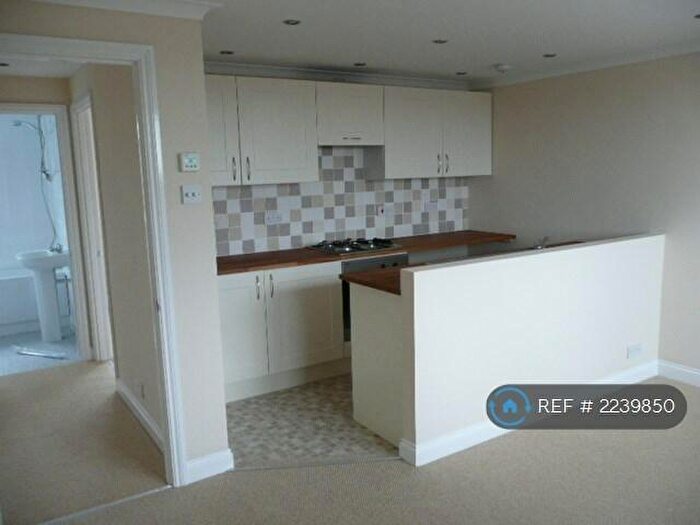 1 Bedroom Flat To Rent In Eaton Close, Bristol, BS16