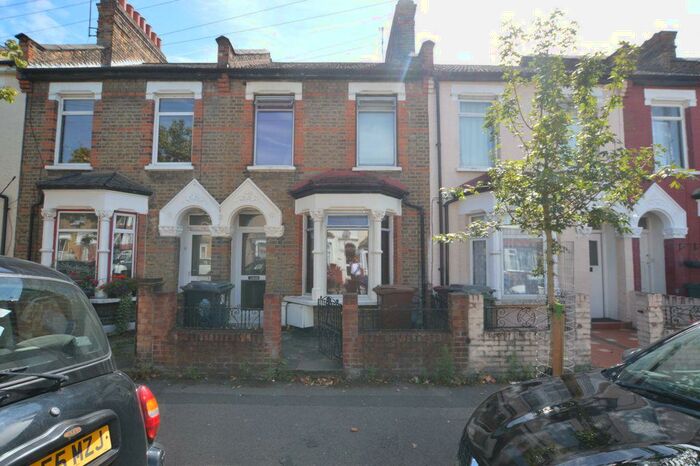 3 Bedroom House To Rent In Clarence Road, Walthamstow, E17