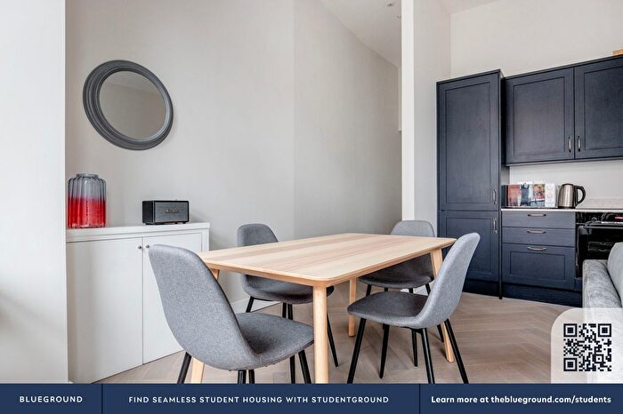 2 Bedroom Flat To Rent In Maida Vale, London, W9