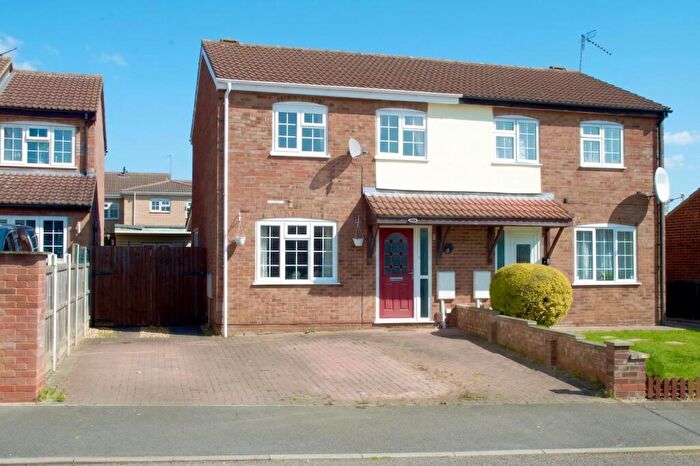 3 Bedroom Semi-Detached House For Sale In Midland Road, Raunds, Northamptonshire, NN9