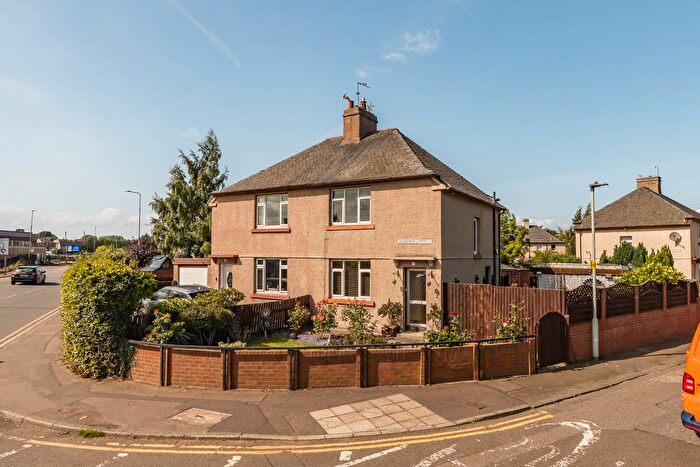 2 Bedroom Villa For Sale In Longstone Cottages, Edinburgh, EH14