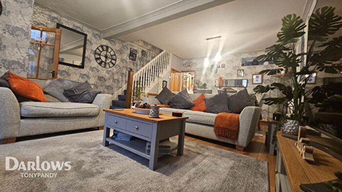 5 Bedroom Semi Detached House For Sale In Brithweunydd Road, Trealaw, Tonypandy, CF40
