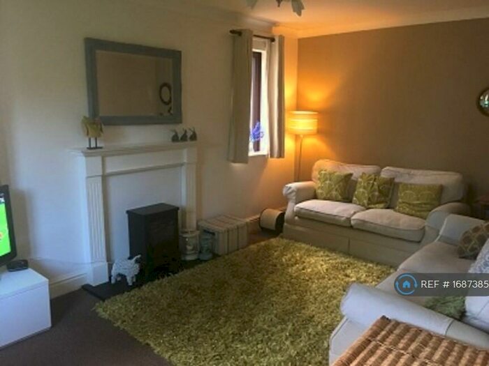 3 Bedroom Terraced House To Rent In Glebe Close, Burton, Carnforth, LA6