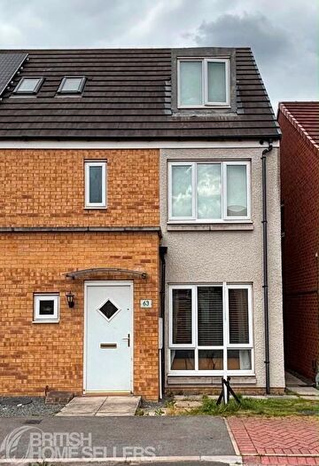 4 Bedroom Semi Detached House For Sale In Greatham Avenue, Stockton-On-Tees, Durham, TS18