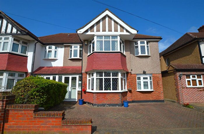 5 Bedroom Semi Detached House For Sale In Montrose Avenue, Whitton, TW2