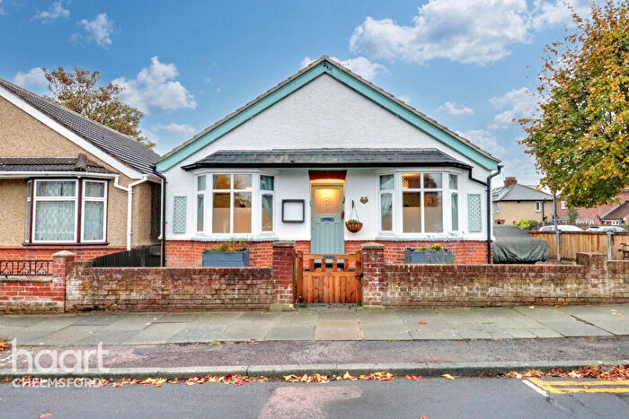 3 Bedroom Detached Bungalow For Sale In Bouverie Road, Chelmsford, CM2