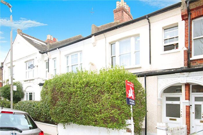 1 Bedroom Flat To Rent In Algarve Road, Earlsfield, SW18