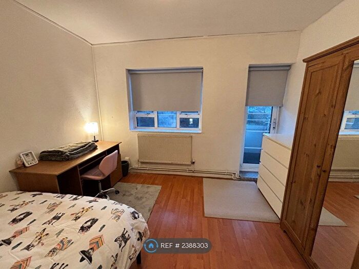 5 Bedroom Flat To Rent In Vallance Road, London, E1