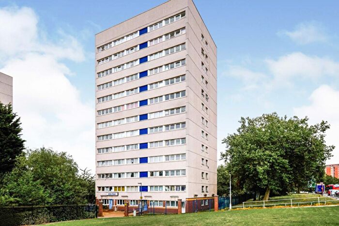 1 Bedroom Flat For Sale In James House, Newtown Drive, Birmingham, West Midlands, B19
