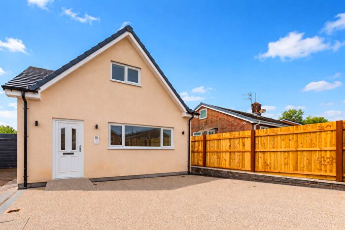 3 Bedroom Detached House For Sale In Heol Y Pia, Caerphilly, CF83