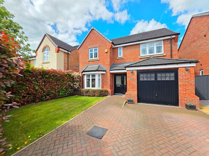 4 Bedroom Detached House For Sale In Heatherfields Crescent, New Rossington, DN11