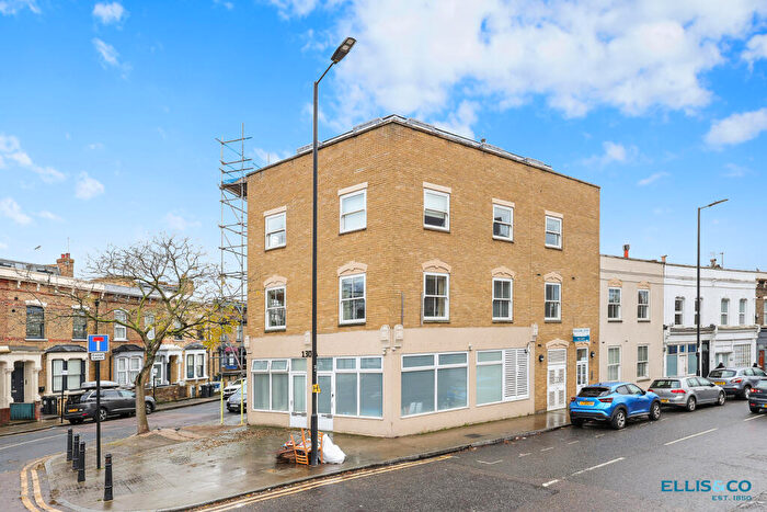 1 Bedroom Apartment To Rent In Northwold Road, London, E5