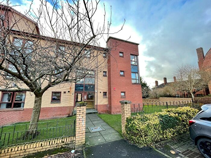 2 Bedroom Flat To Rent In Callander Street, Glasgow, G20