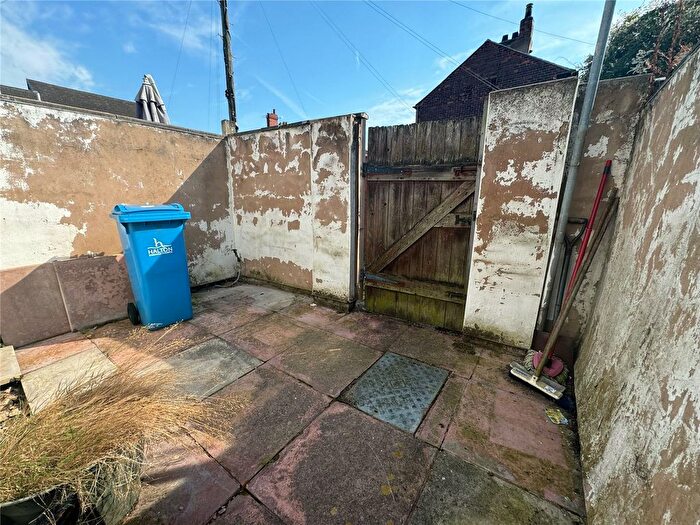 2 Bedroom Terraced House For Sale In Lightburn Street, Runcorn, Cheshire, WA7