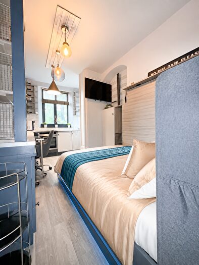 Studio To Rent In St Anns Lane, Leeds, LS4