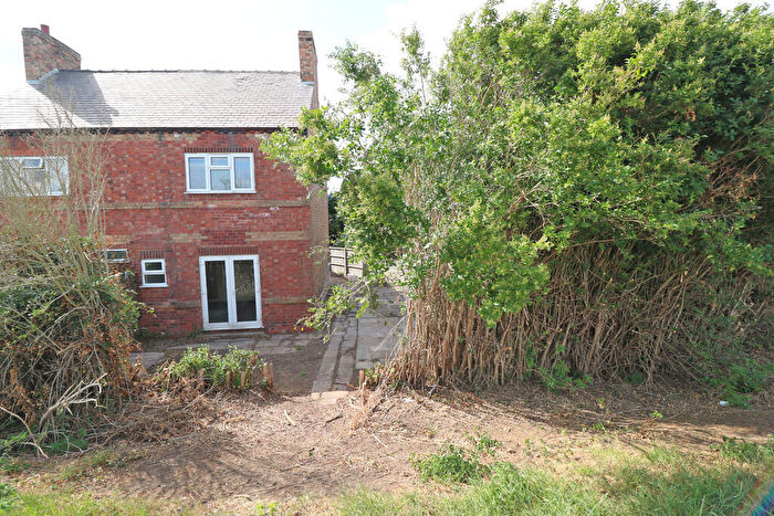 3 Bedroom Cottage For Sale In Townend Cottage, Main Street, DN10