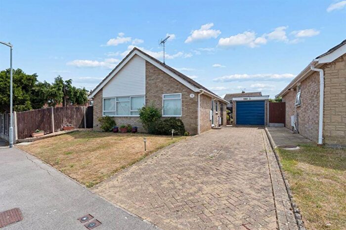 2 Bedroom Detached Bungalow For Sale In Enticott Close, South Tankerton, Whitstable, CT5