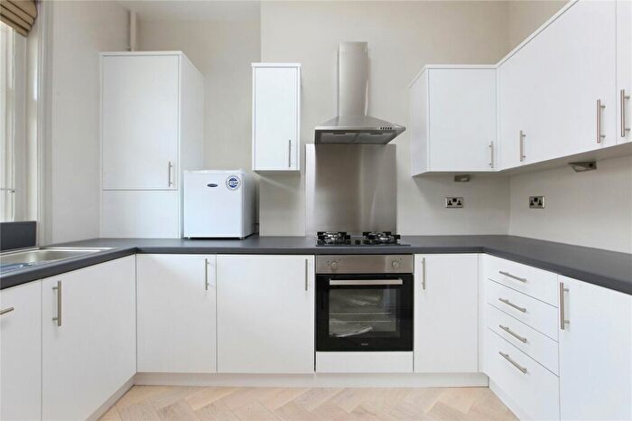 1 Bedroom Flat To Rent In St John's Road, Battersea, SW11