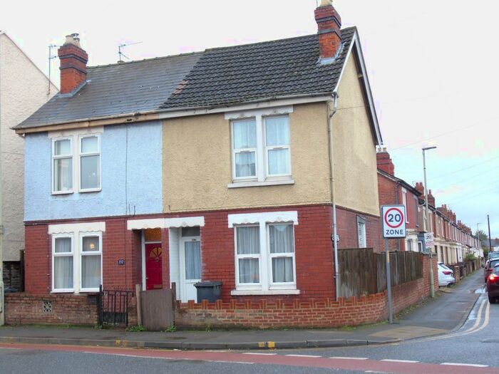 1 Bedroom Maisonette To Rent In City Centre, Gloucester, GL1