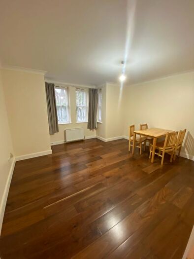 2 Bedroom Flat To Rent In Bredgar Road, London, N19