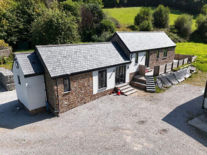 2 Bedroom Barn Conversion To Rent In Perranarworthal, Truro, TR3