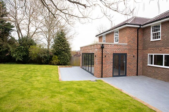 5 Bedroom Detached House To Rent In Nash Meadows, South Warnborough, RG29