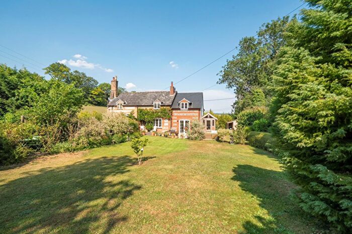 4 Bedroom Semi-Detached House For Sale In St. Mary Bourne, Andover, SP11