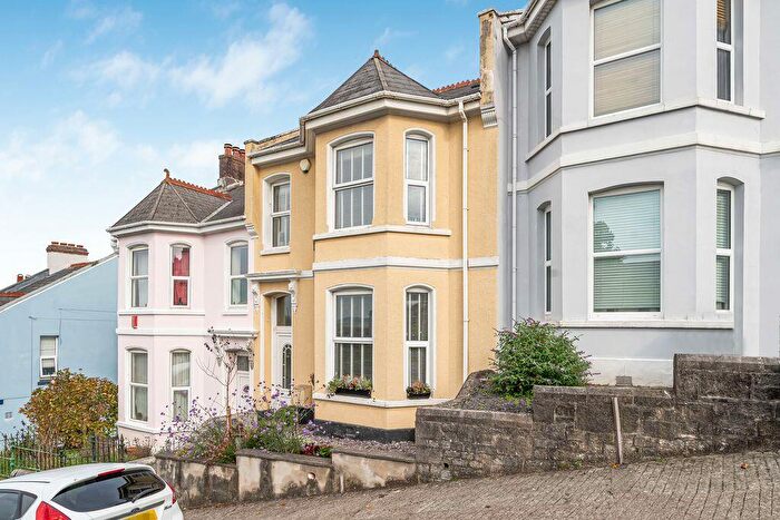 4 Bedroom Terraced House For Sale In Fairfax Terrace, Stoke, Plymouth. A Charming Four-bedroom House With An Abundance Of Character And A Delightful Garden., PL2