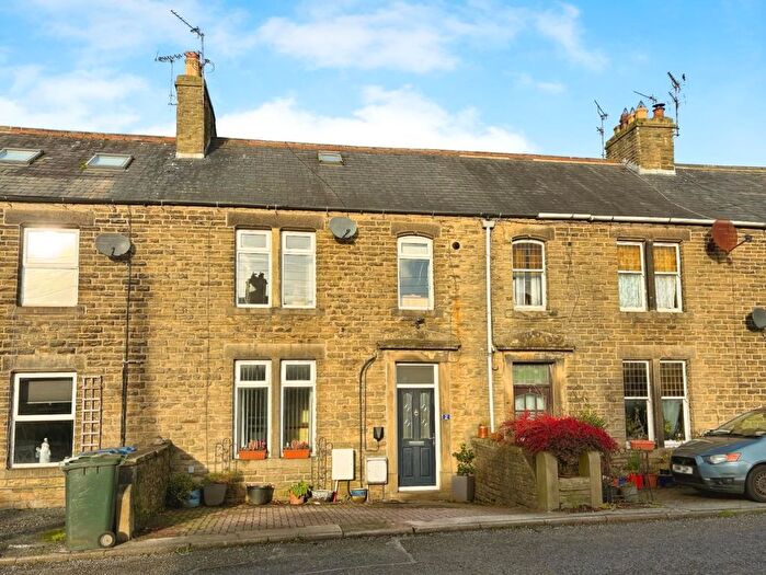 3 Bedroom Terraced House For Sale In Pendle View, Hellifield, BD23