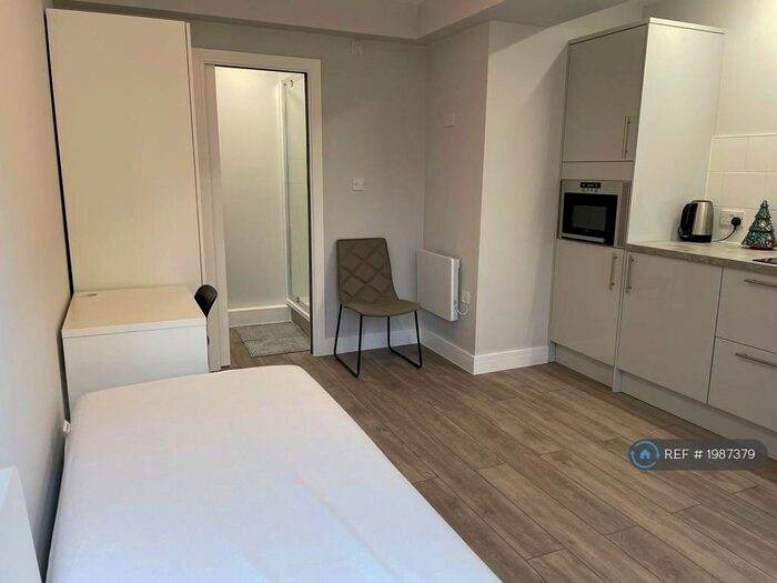 Studio To Rent In Elsworth Place, Cambridge, CB2