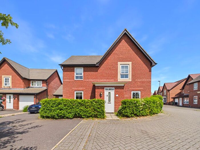 4 Bedroom Detached House For Sale In Butterbur Close, Stenson Fields, DE24