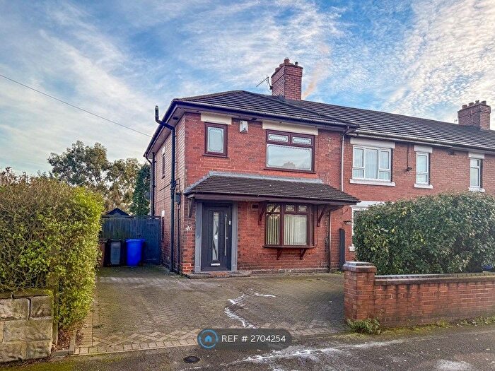 3 Bedroom Semi Detached House To Rent In Burnaby Road, Stoke-On-Trent, ST6