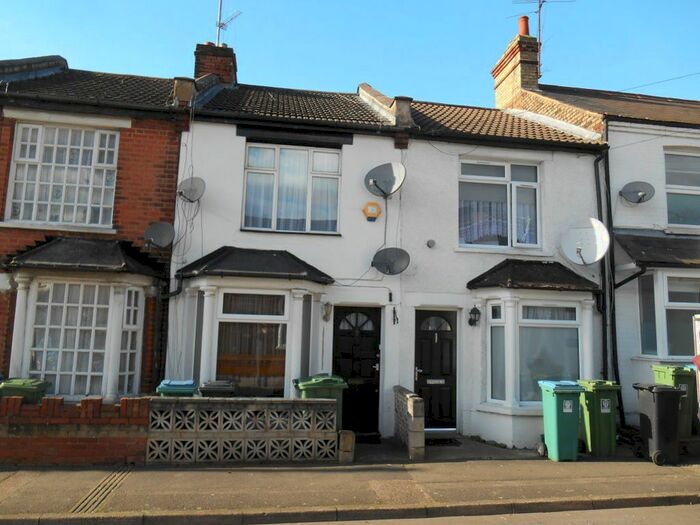 2 Bedroom Terraced House To Rent In Lammas Road, Watford, WD18