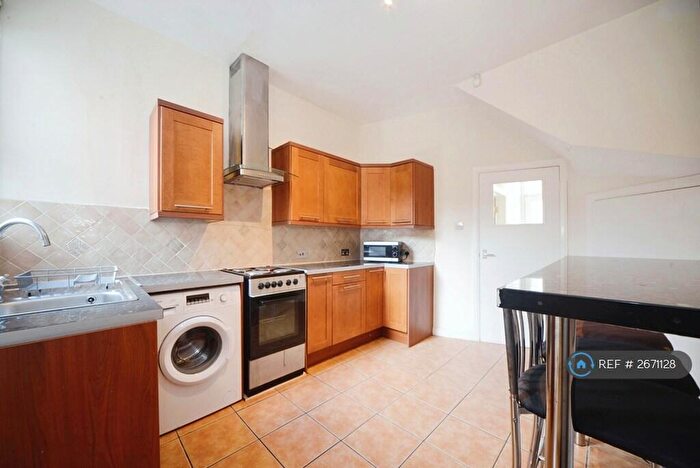 1 Bedroom Maisonette To Rent In Sportsbank Street, London, SE6