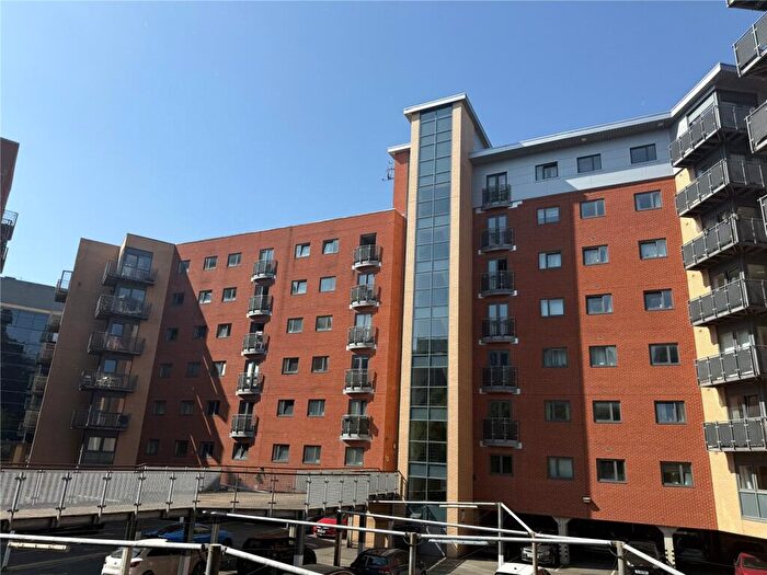 2 Bedroom Apartment For Sale In Velocity East, City Walk, Leeds, LS11