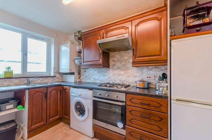 2 Bedroom Terraced House To Rent In Granville Close, East Croydon, Croydon, CR0