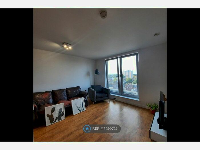 2 Bedroom Flat To Rent In Woodgrange Road, Forest Gate, E7