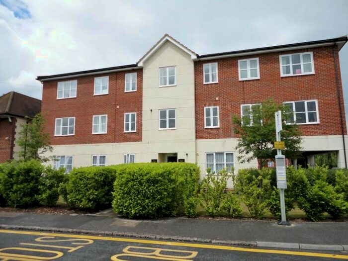 1 Bedroom Flat To Rent In Browns Court, Bower Way, Slough, SL1