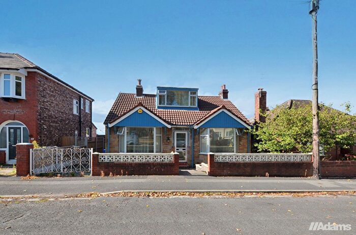 2 Bedroom Bungalow For Sale In Roland Avenue, Runcorn, WA7