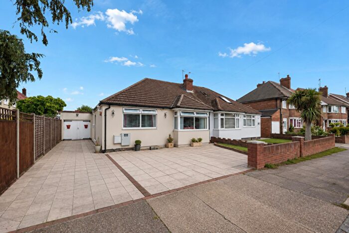 2 Bedroom Semi-Detached Bungalow For Sale In Collins Drive, Ruislip, HA4