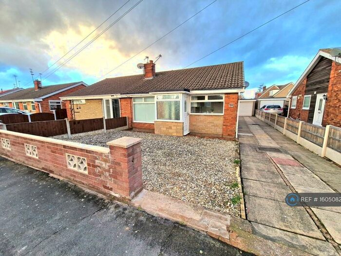 2 Bedroom Bungalow To Rent In Eastfield Road, Doncaster, DN3