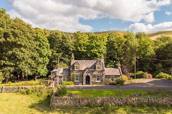 4 Bedroom Detached House For Sale In Hallyards Lodge, Kirkton Manor, Peebles, EH45