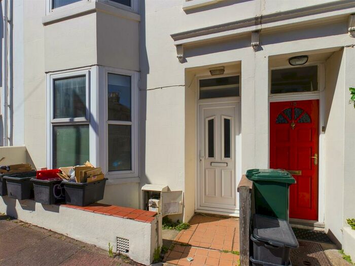 4 Bedroom Terraced House To Rent In Carlyle Street, Brighton, BN2
