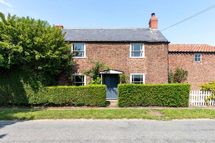 3 Bedroom Link Detached House For Sale In Westhorpe Road, Spalding, PE11