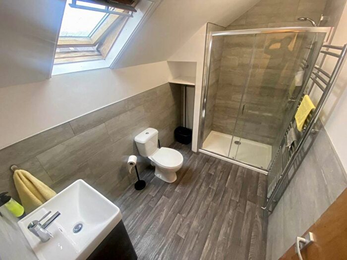 5 Bedroom Property To Rent In King Edwards Road, Brynmill, Swansea, SA1