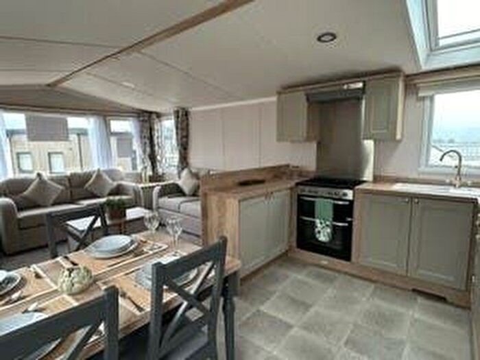 2 Bedroom Park Home For Sale In Lossiemouth, IV31