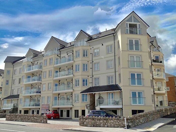 1 Bedroom Apartment To Rent In West Promenade, Rhos On Sea, LL28